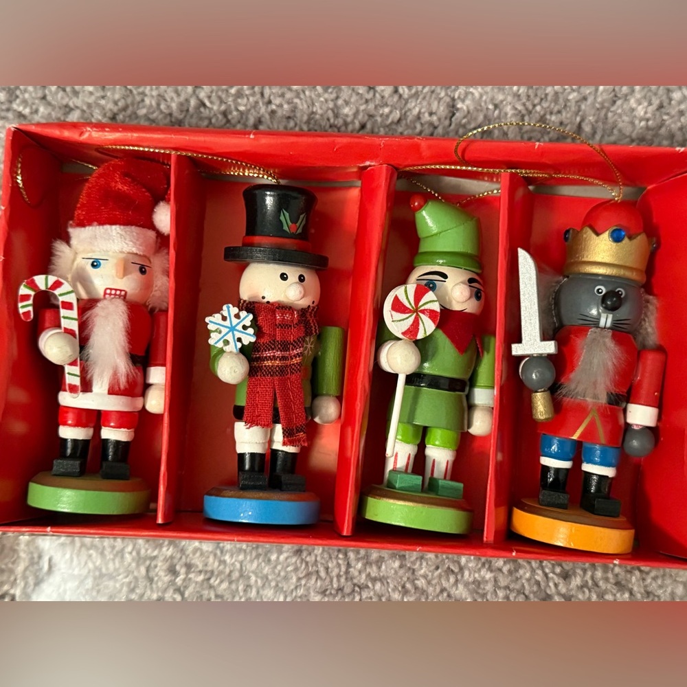 NWT Festive Nutcracker Ornament Set - Multicolor